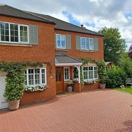Harlequin B&B 莱德伯里 外观 照片